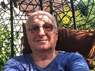 Senior alleinstehend 78 J sucht Senior ab 75 J - Berlin