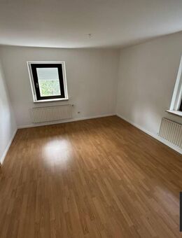 GROSSE WOHNUNG IN EIBACH - Nürnberg