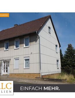ca. 1.200 m² Grundstück und ca. 240 m² Wohnfläche RUHIG GELEGEN von FALC-Immobilien Göttingen - Northeim