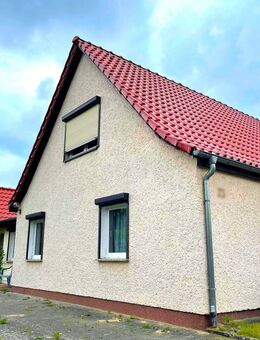 Willkommen zu Hause: Charmante Doppelhaushälfte mit Potenzial - Hohen Neuendorf