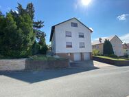 PREISANPASSUNG - Zweifamilienhaus mit Ausbaupotential in ruhiger Lage von Seßlach - Seßlach