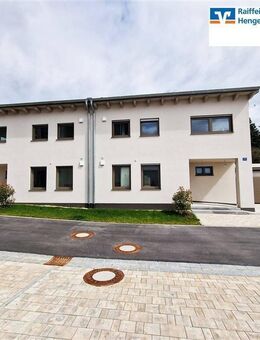 Neubau Doppelhaushälfte mit Terrasse/Garten, Doppelgarage - zentrales, nachhaltiges Wohnen in Hengersberg - PROVISIONSFREI!!! - RESERVIERT!!!! - Hengersberg