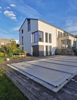 Kein Vergleich: EFH in Split-Level-Bauweise mit Rundum-Sicht in sonniger unverbaubarer Höhenlage - Dorfen