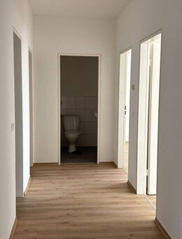 Frisch renovierte 3-Zimmer Wohnung mit Balkon [VAC-18241] - Karlsruhe