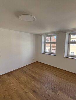 Sanierte 2-Zimmer-Wohnung zum sofortigen Bezug - Dinkelsbühl