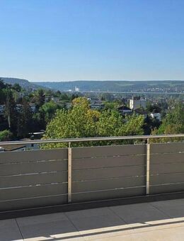 Eigentumswhg, herrlicher Ausblick, oberstes Geschoss - Veitshöchheim