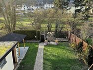 Großzügige Doppelhaushälfte mit Garten Garage und Bachlauf - Lorch (Hessen)