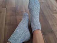 Getragene Socken von geilen Füßen - Wiesbaden