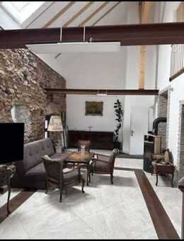 Scheune mit Stadtmauer, gefällig? - Lambsheim