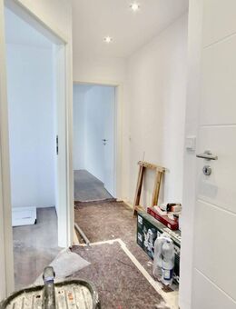 Sofort zum Bezug frei! Moderne 2-ZW in Rottendorf mit EBK! - Rottendorf