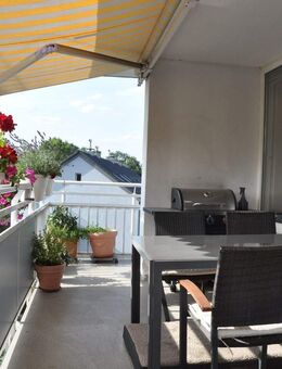 Ihr neues Familienglück: Traumhafte 4-Zi.-Wohnung mit Sonnenbalkon und Aufzug - Düsseldorf