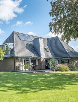 Exklusives Traumhaus in ruhiger Wohngegend! Nutzbar als Ein,- oder Zweifamilienhaus. - Freiburg (Elbe)