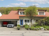 Urlaubsfeeling zuhause: Modernisierte Doppelhaushälfte in guter Lage in Wiesensteig - Wiesensteig