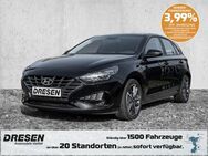 Hyundai i30, Mild-Hybrid Trend v h, Jahr 2023 - Mönchengladbach