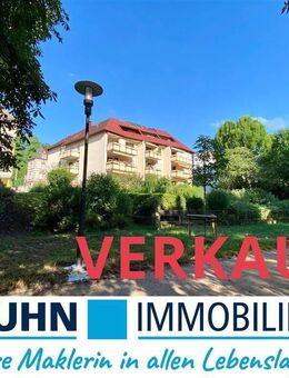 Ein Kleinod direkt an der Salinenpromenade, mit Aufzug, schöner Loggia und TG Stellplatz - Bad Kissingen