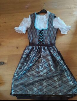 Dirndl neu - Meeder