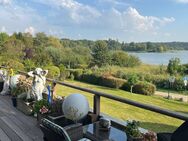 Traumhafte großzügige Wohnung mit einmaligem Weitblick auf den Pönitzer See. Herrliche Terrasse, Schwimmbad & Sauna. Ostseestrand ca. 3,9 km entfernt. - Scharbeutz