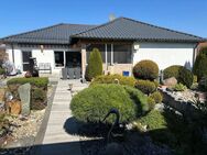 Lebensmehrwertbungalow mit Garage und Garten - Pyrbaum