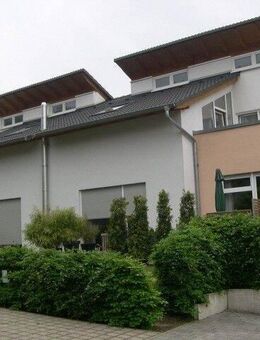 Moderne 2 Zimmer-Wohnung mit Dachterrasse in Hiddesen - Detmold