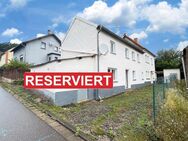 2-Familienhaus mit 2 getrennten Wohneingänge* 2 Häuser ein Preis * Provisionsfrei - Wadern