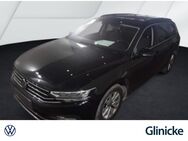 VW Passat Variant, 2.0 TDI Business, Jahr 2022 - Baunatal