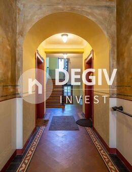 Wunderschöne Altbau Maisonette Wohnung in historischer Lage zu verkaufen ! - München