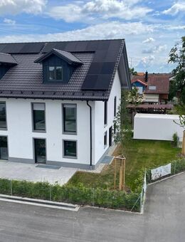 Direkt vom Eigentümer: Großzügige DHH mit Einzelgarage - Anzing