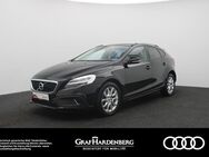 Volvo V40, Cross Country Momentum, Jahr 2017 - Karlsruhe