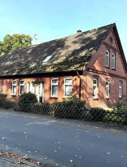 Haus mit Garage, Werkstattgebäude, Carport und Schuppen - Bremervörde