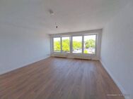 DU-Rheinhausen, Hans-Böckler-Straße 2 - 2 Zimmer-Wohnung mit Küche + Aufzug gerne zeitnah zu mieten !! - Duisburg