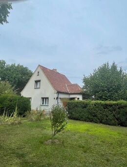 Ihre Chance auf ein neues Zuhause! Haus auf großem Grundstück in Neuenhagen - Neuenhagen (Berlin)