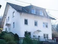 Einfamilienhaus mit Einliegerwohnung in idyllischer, ruhiger Lage vor den Toren Gummersbachs - Gummersbach