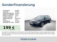 VW Golf, 1.5 VIII R-Line eTSI, Jahr 2023 - Dessau-Roßlau