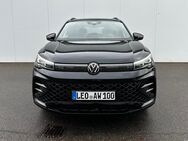 VW Tiguan, 2.0 TDI R-Line, Jahr 2024 - Leonberg (Baden-Württemberg)