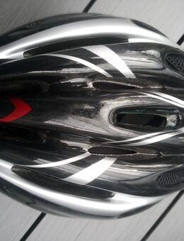 2 Fahrradhelme , verstellbar , schwarz - Bergheim (Nordrhein-Westfalen)