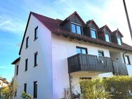 Helle & gemütliche 2-Zimmer-Wohnung im Dachgeschoss zu verkaufen in Alterlangen- nur 2,5 km in die Innenstadt - Erlangen