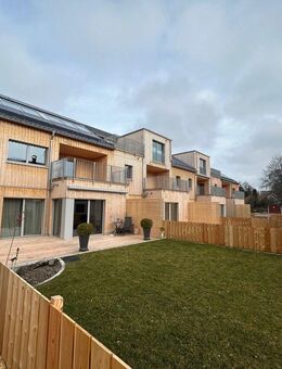 NACHHALTIG WOHNEN, ENDLOS WOHLFÜHLEN - 2-Zimmer-Neubau-Wohnung im EG mit Gartenanteil - Memmingen