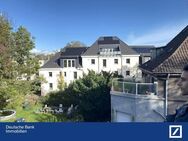 Top-Wohnung im 1. OG mit Balkon, Fußbodenheizung, energetisch Kernsaniert - Duisburg