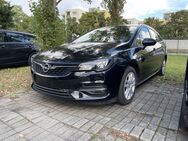 Opel Astra, 1.5 RKam WinterPaket, Jahr 2021 - Rüsselsheim