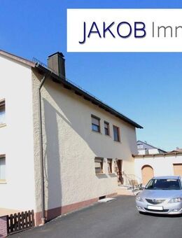 Platz für eine oder zwei Familien, großer Garten und ruhige Lage! - Stadtsteinach