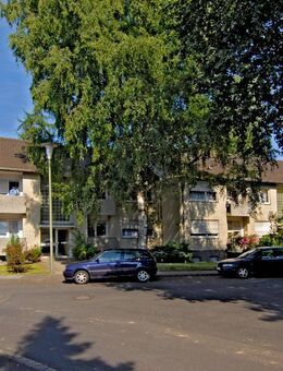 2-Zimmer-Wohnung in Rösrath Forsbach mit Garage - Rösrath
