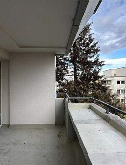 Helle 2-Zimmer-Wohnung mit Balkon in Gauting - Gauting