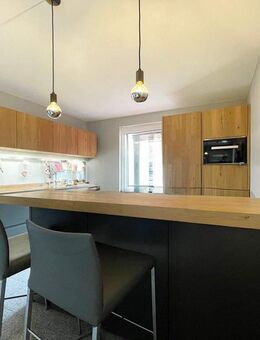 Zentrale Maisonette mit hochwertiger Küchenausstattung & Garten - Niddatal