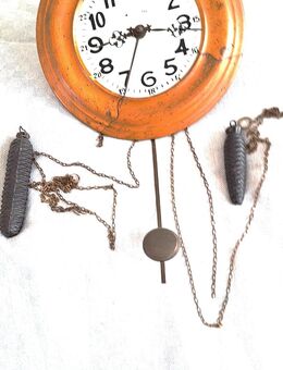 Ältere Wanduhr mit Schlag. Super Klang.Siehe die Fotos- - Meckenheim