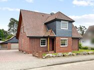 Gepflegtes 5-Zimmer-Einfamilienhaus mit großem Grundstück in Schneverdingen - Schneverdingen