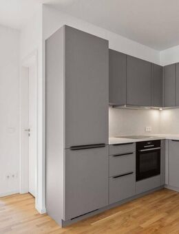 Neubau Erstbezug * 2 Zimmer Wohnung im 3.OG * Balkon - Berlin