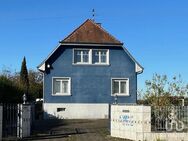 Apartes, im Landhausstil erbautes 1-2 Familienhaus mit großem Grundstück - Neuried (Baden-Württemberg)