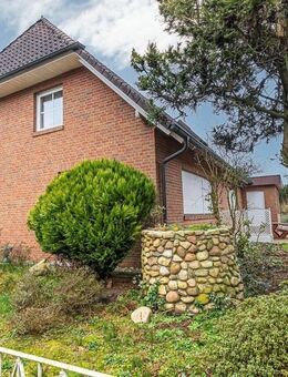 Traumhaftes Einfamilienhaus mit Einliegerwohnung in begehrter Lage - Varel