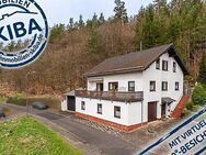 Ortsrandlage im ruhigen Arbach: Einfamilienhaus mit Sonnenterrasse und direktem Waldzugang - Arbach