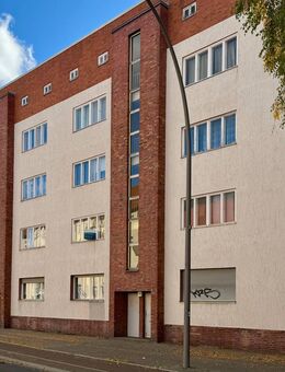 Modernisierte 3-Zimmer-Eigentumswohnung bezugsfrei kaufen in Berlin-Reinickendorf, 55 m², Parkett - Berlin